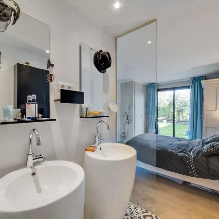 Apartman Beau 4 Pieces Avec Grand Jardin Et Tennis Proche Hec Et Inrae *