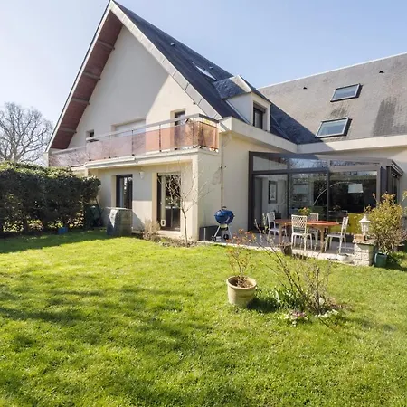 Apartman Beau 4 Pieces Avec Grand Jardin Et Tennis Proche Hec Et Inrae Jouy-en-Josas